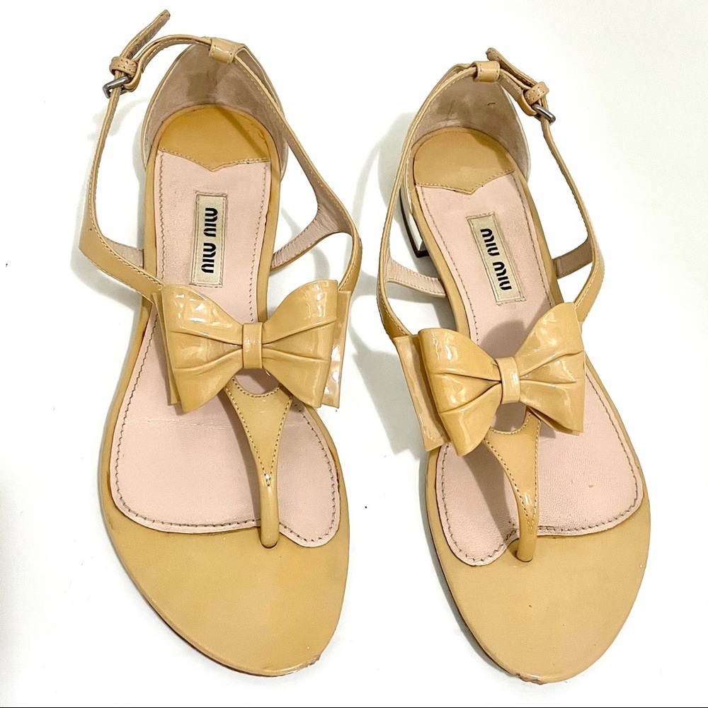 Mui Mui Patent Bow Sandals 37